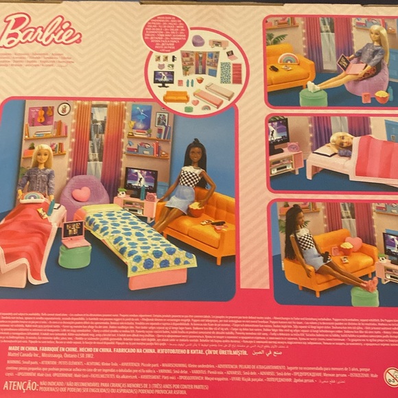 NEW- Barbie -Big City, Big Dreams Dorm Room For 3 to 7 Year Old - Picture 9 of 9